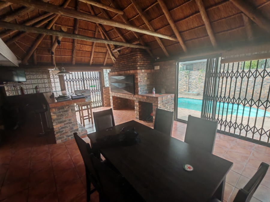 To Let 1 Bedroom Property for Rent in Summerstrand Eastern Cape